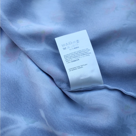 ACNE Studios Women’s Silk Blouse Shirt Trend Colours Highest Quality - Picture 10 of 11